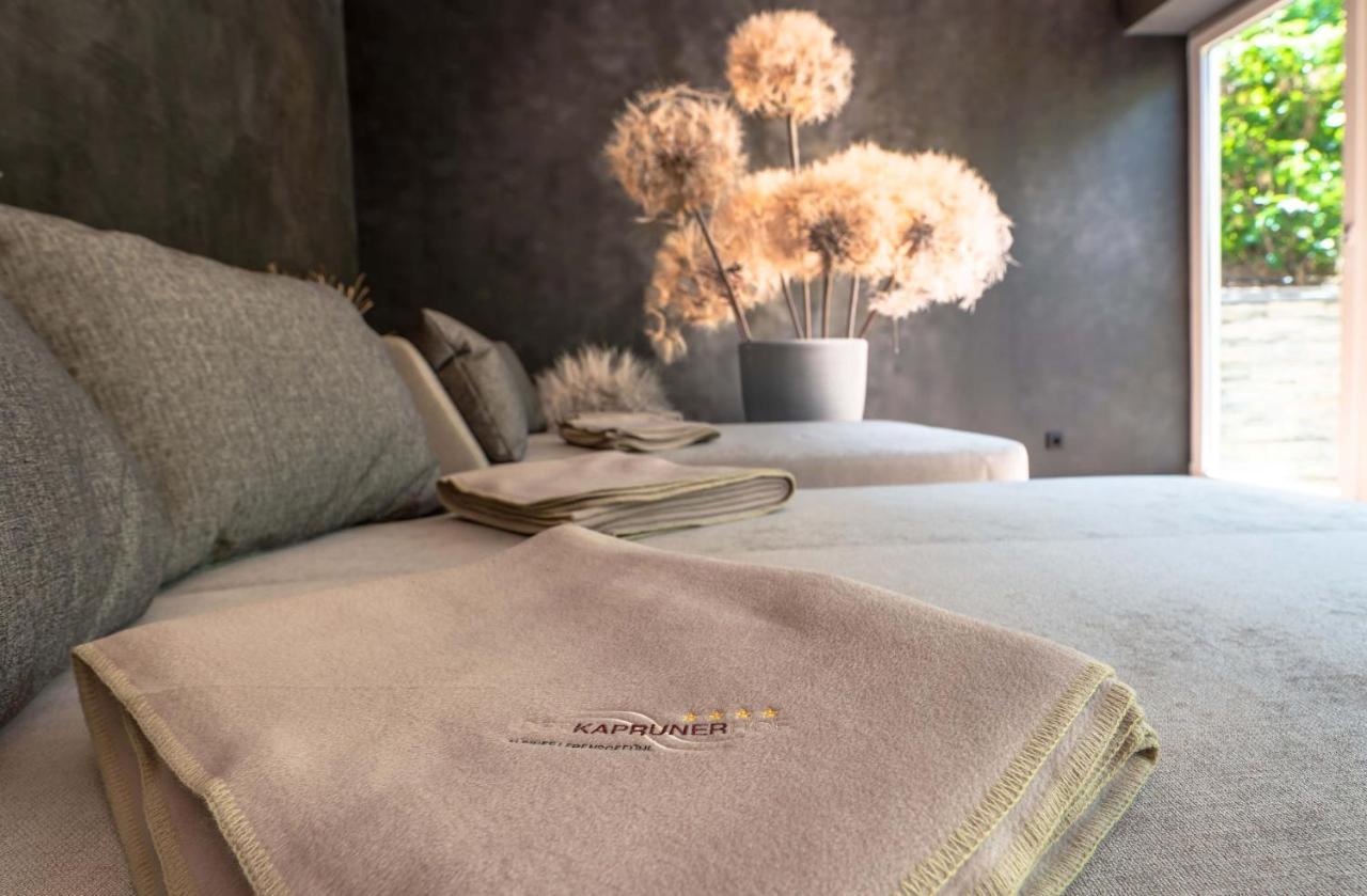 Hotel Kaprunerhof ภายนอก รูปภาพ